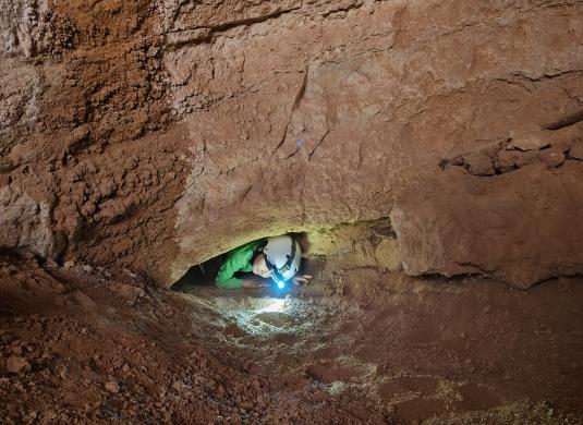 Den s jeskyňářem na Zlatém koni v Českém krasu