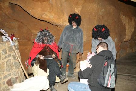 Čerti a andělé v Koněpruských jeskyních, prosinec 2009